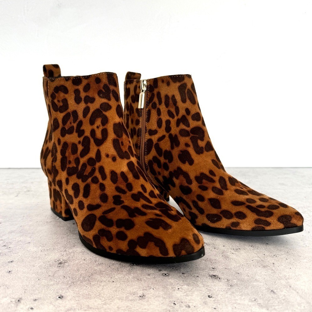 A New Day Valerie Microsuede City Ankle Bootie Leopard 7 Block Heel Statement - Picture 9 of 13